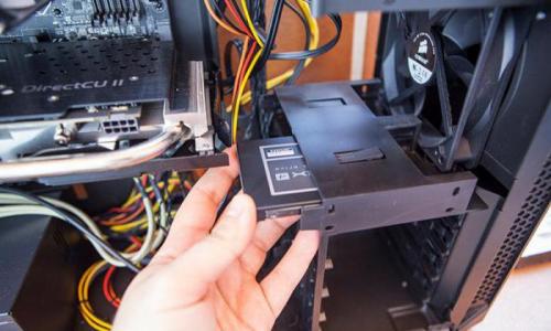 Как подключить SSD-диск к компьютеру к материнской плате?